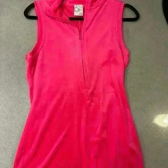 Aerie pink velour romper - Picture 4 of 8